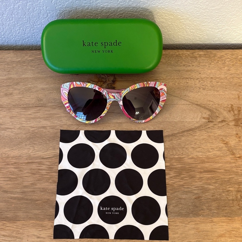 Kate Spade hello sunshine Colorful Patterned Sunglasses - Picture 2 of 7